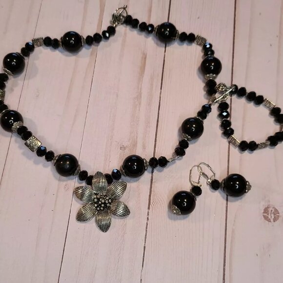 Jewelry - Black beaded necklace, bracelet earrings chunky bead silver tone jewelry n3